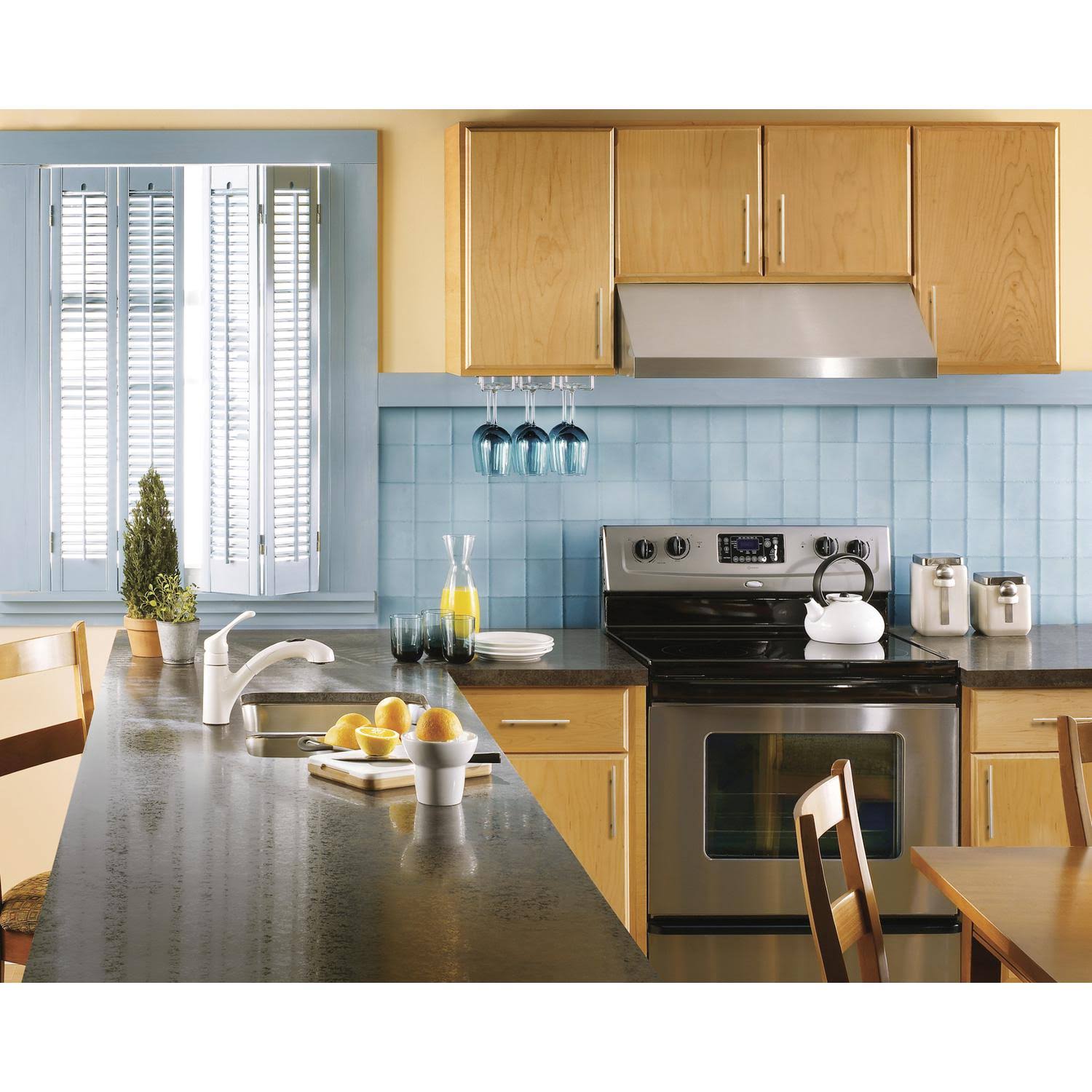 Moen CA87316W Renzo Single Handle Pullout Kitchen Faucet – Glacier - Image 4